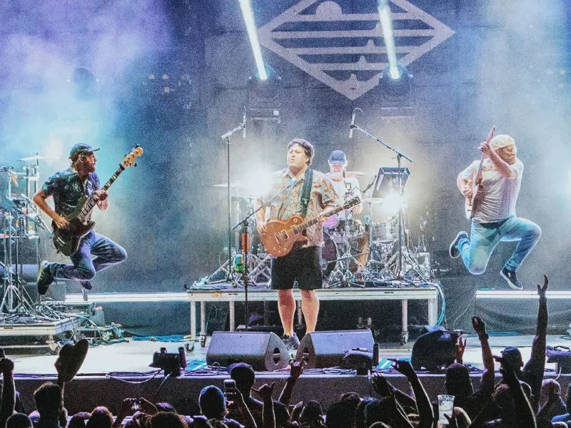 Tour Banner